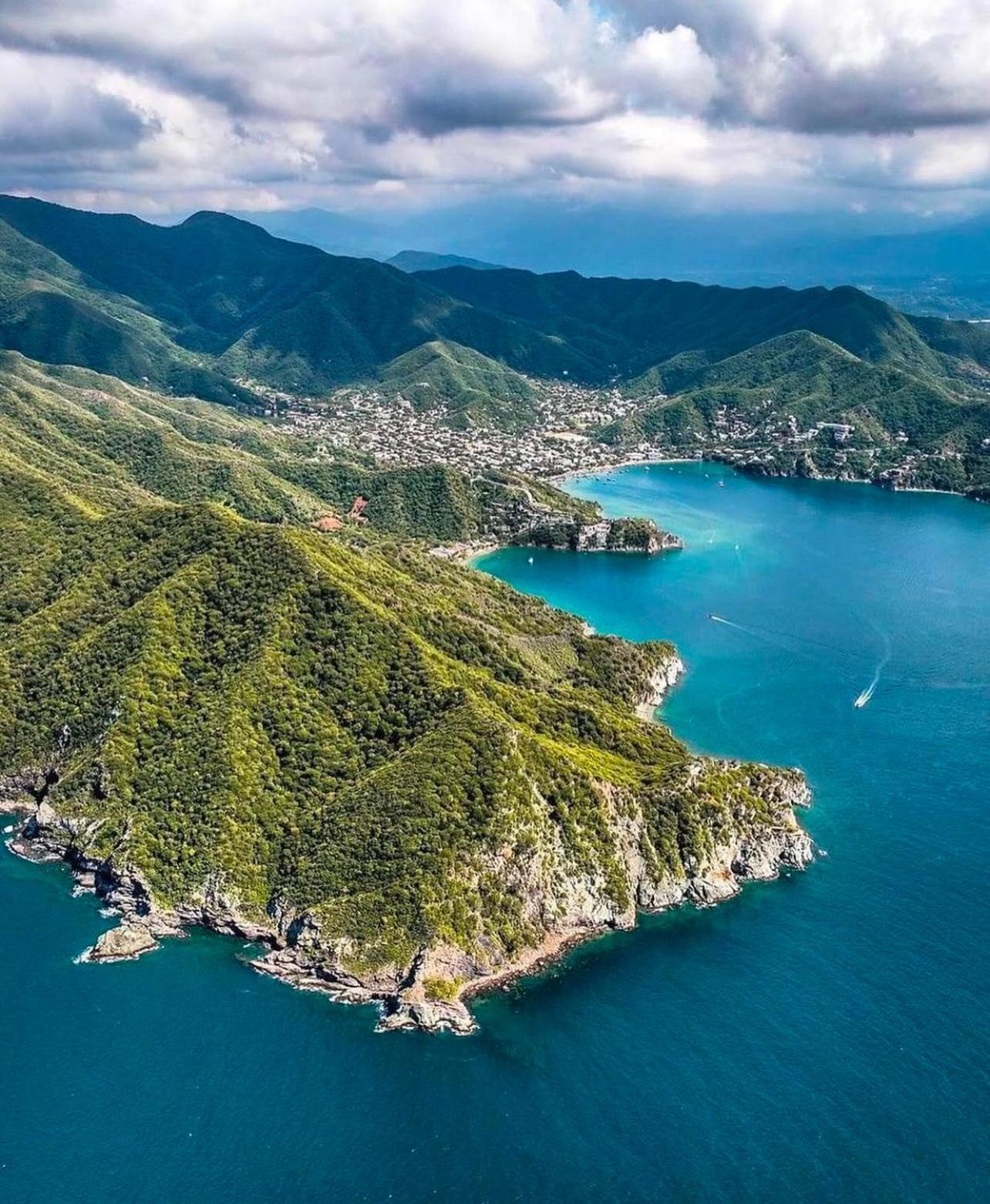 Bajo Mar Taganga, Acceso Privado A Playa Taganga
